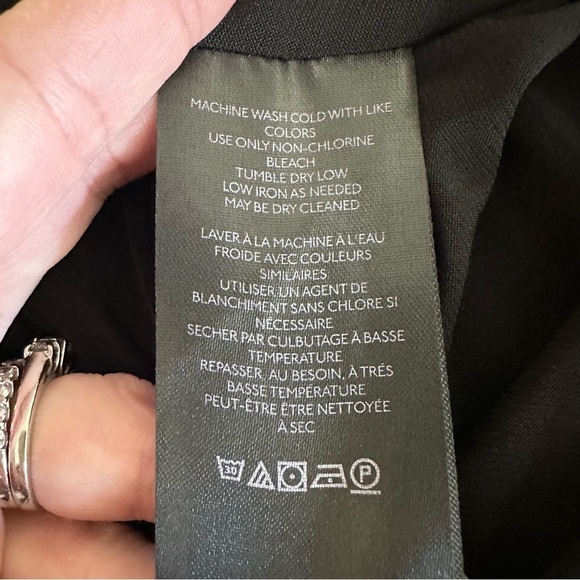 Urban Outfitters Tula Black Floral Layered Mesh Playsuit Romper Women’s Medium - Picture 14 of 14